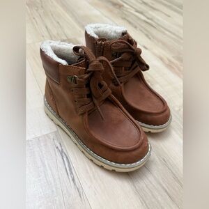 Old Navy Tan Kids Boots with Cozy Lining